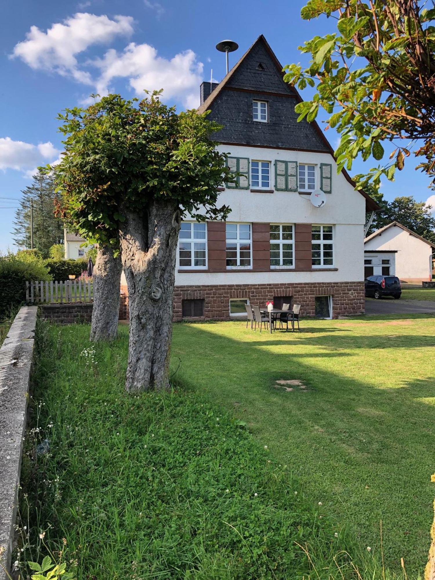 Alte Schule Seinsfeld Apartment Exterior foto